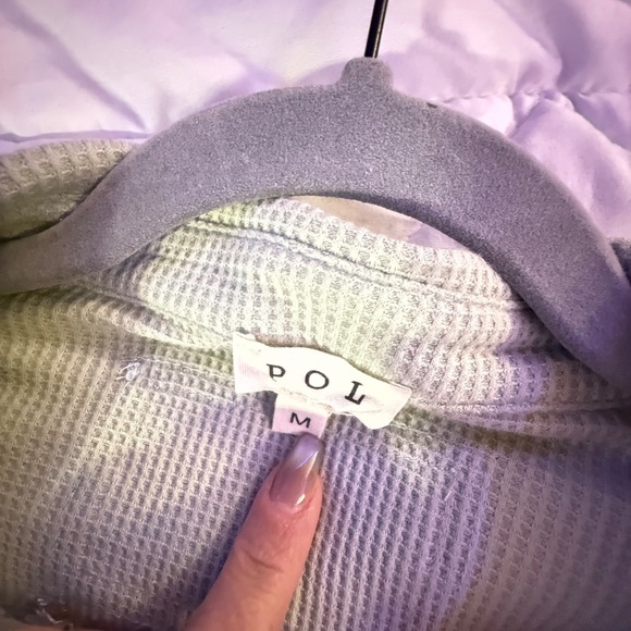 💕HP💕 POL Color Block Crochet Long Sleeve Shirt - Picture 5 of 7